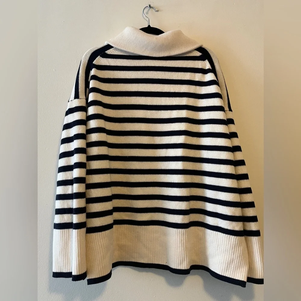 Aritzia Babaton Overseas Sweater Striped Navy and White Size XL 100% Merino Wool - Picture 3 of 14